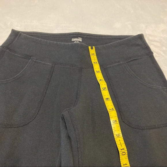 Old Navy Go Out Get Active Capri XS - Picture 3 of 11